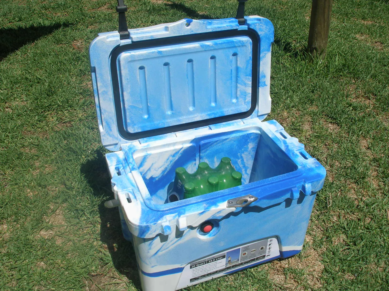 18.9 Litre (20 Quart) Cooler Box Esky