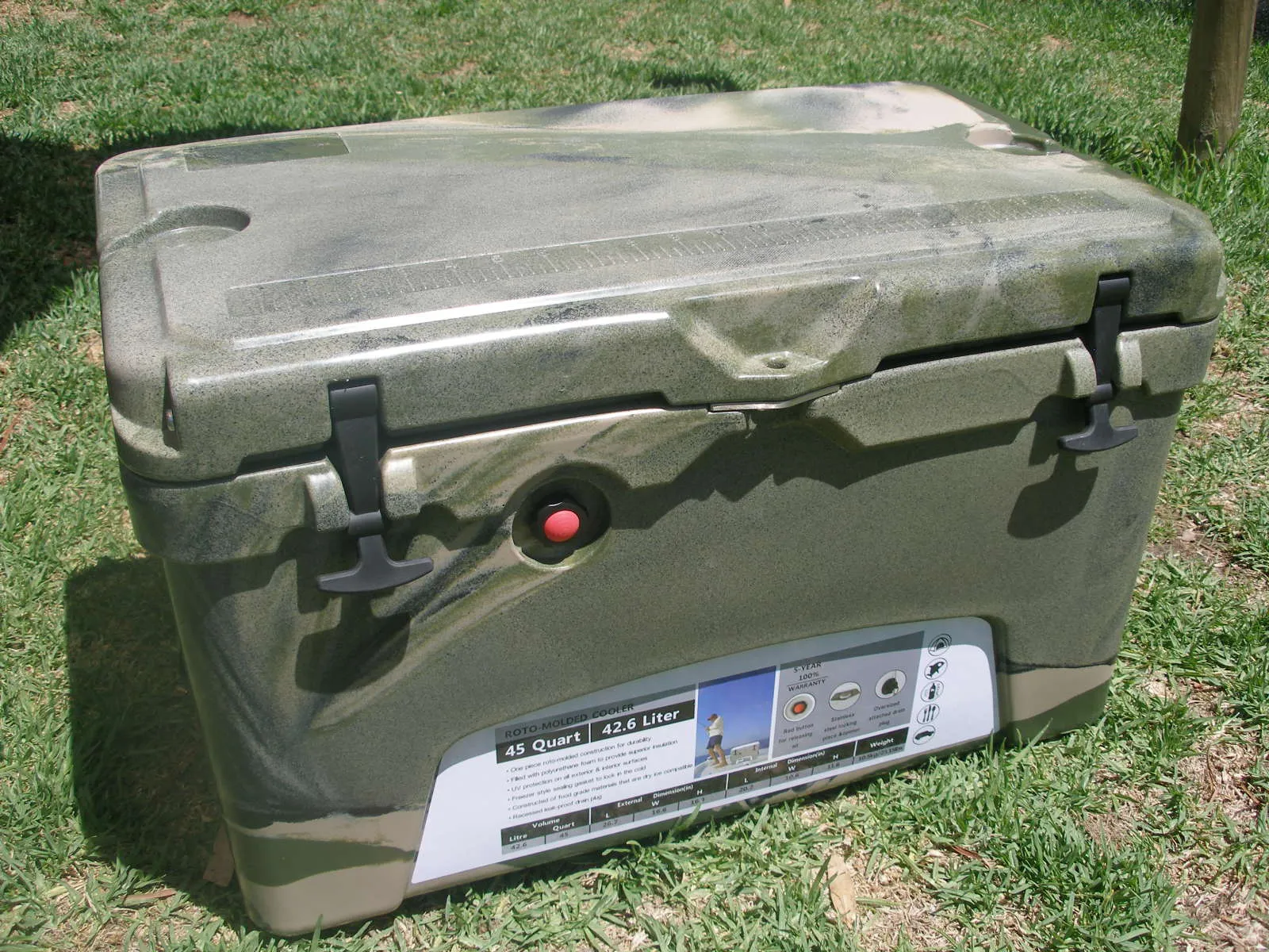 42.6 Litre (45 Quart) Cooler Box Esky