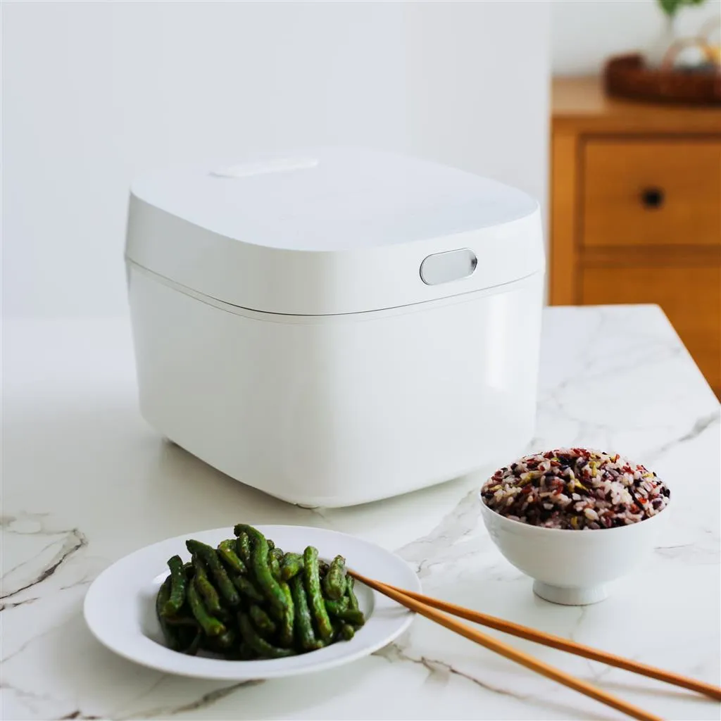 Buffalo Induction Heating (IH) Patented Clad Inner Pot Smart Rice Cooker 1.0 Liter (5 Cups) Pearl White (BUFFALOIH10)