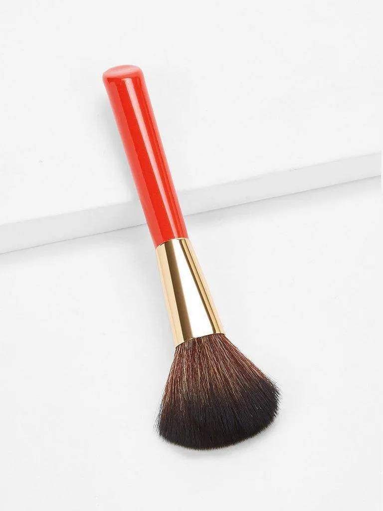 Fan Shaped Blush Brush 1pc