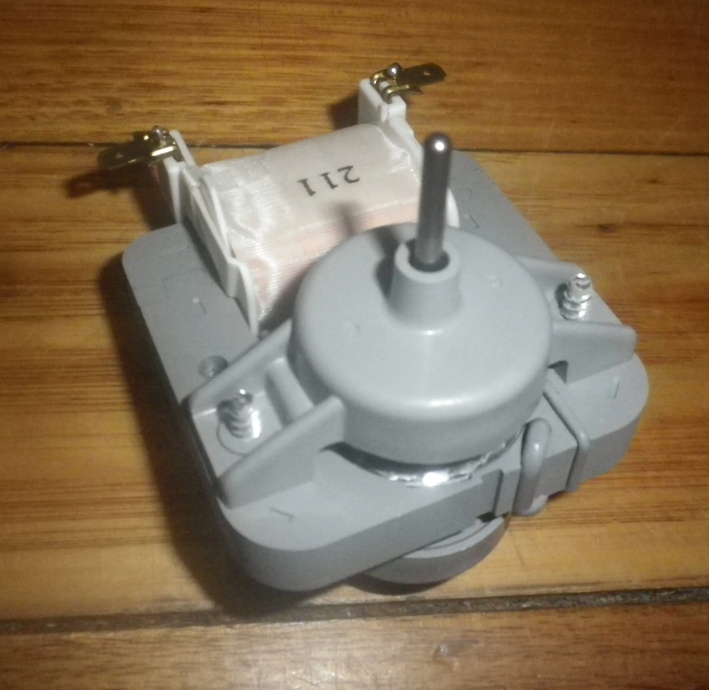 Fisher & Paykel E308 Short Shaft Evaporator Fan Motor Kit - Part # FP315040P