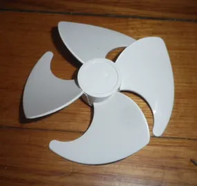 Genuine Fisher Paykel 9cm Plastic CW Fan 3mm Mount & 4 Blades - Part # FP820097