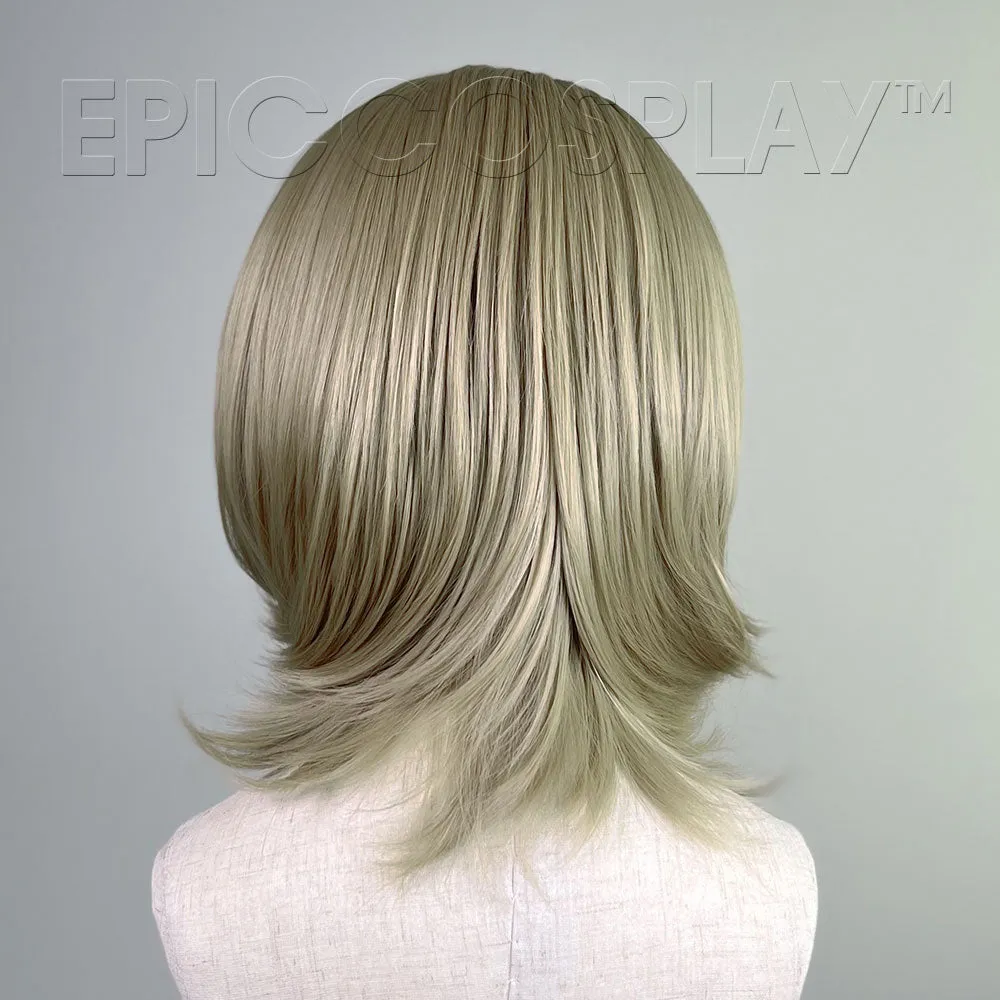 Helen - Sandy Blonde Wig