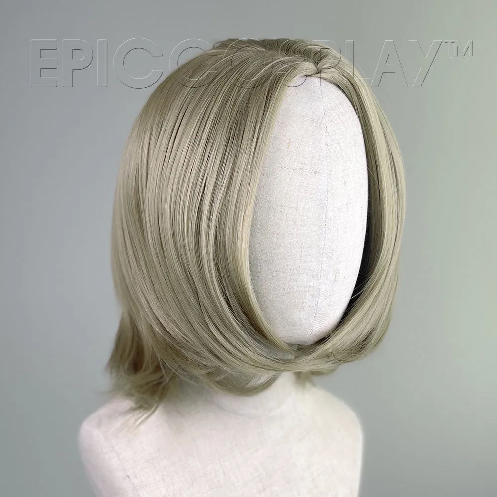 Helen - Sandy Blonde Wig