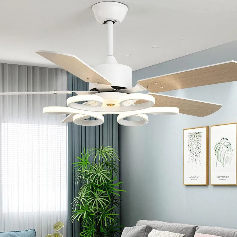 Inigami | Lighted Ceiling Fan