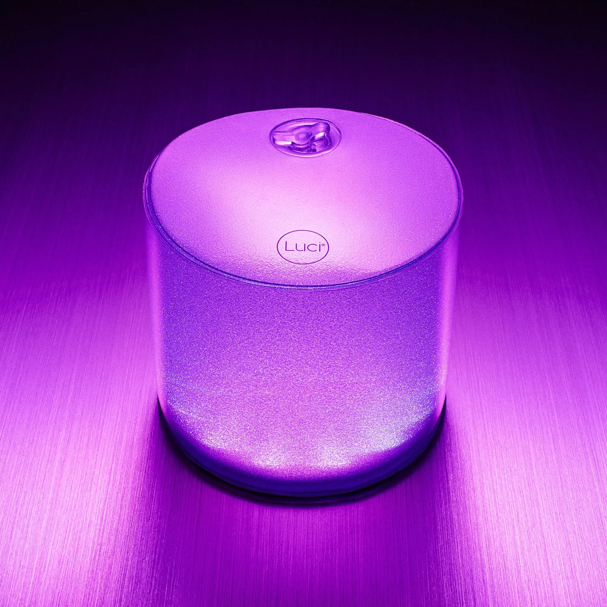 Luci Color: Solar Inflatable Lantern