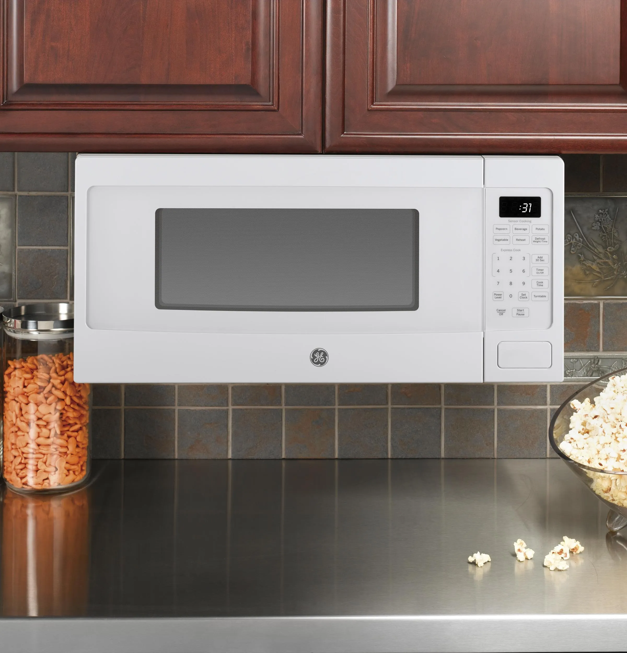 PEM31DFWW GE Profile™ 1.1 Cu. Ft. Countertop Microwave Oven