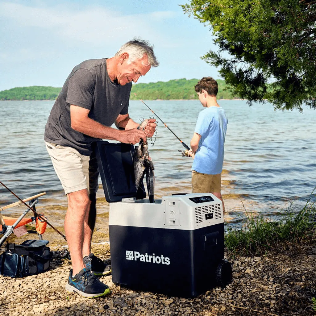 Solar Go-Fridge 3-in-1 Portable Fridge With Battery & Solar Panel