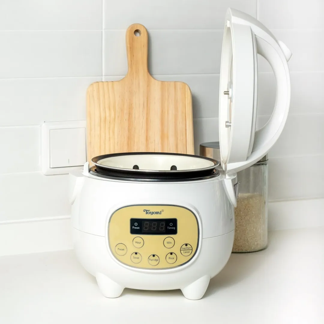 TOYOMI 0.75L Electric Rice Cooker / Warmer RC 1603